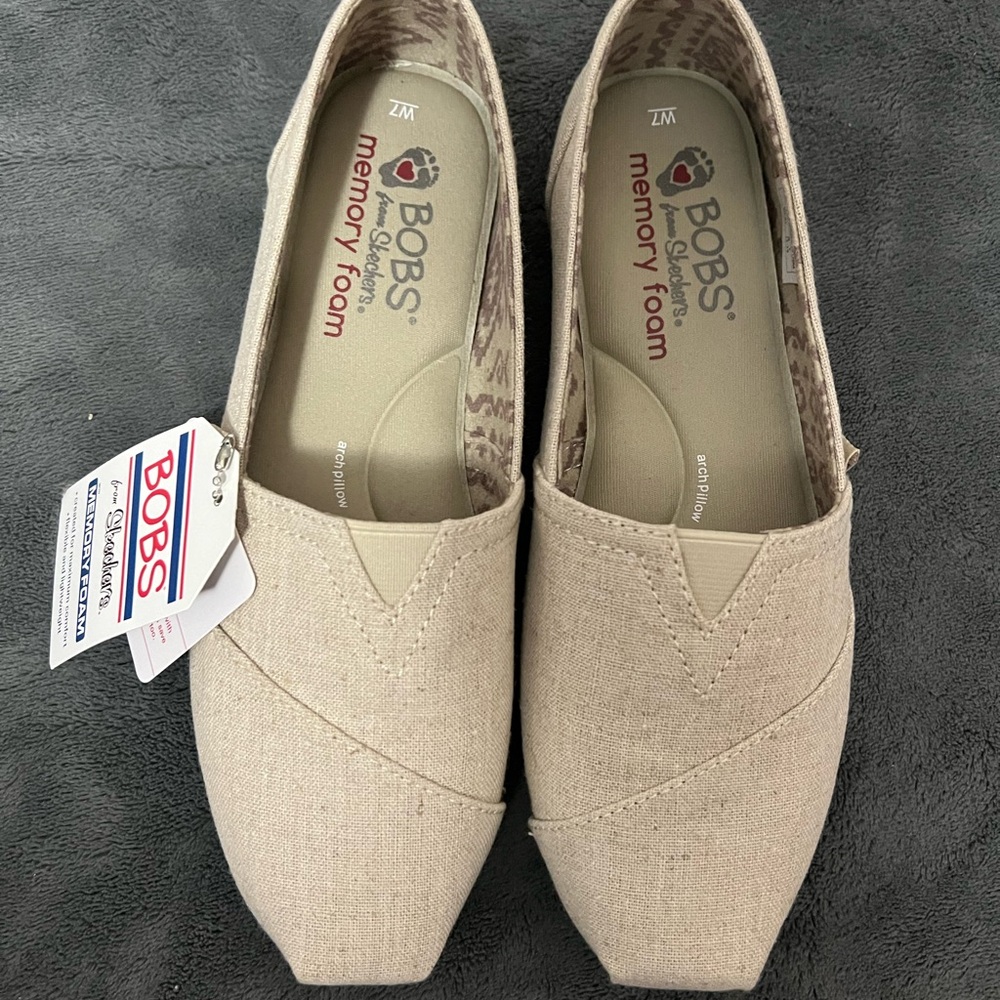 Size 7 NBW BOBS